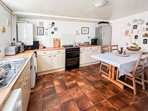 Photo 15- click for photo gallery